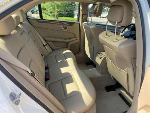 Used 2011 Mercedes-Benz E 350 4MATIC Sedan image 24