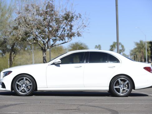 Used 2017 Mercedes-Benz E 300 image 3