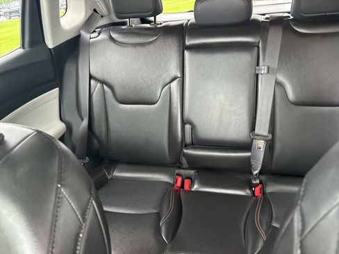Used 2022 Jeep Compass Limited AWD/4WD image 27