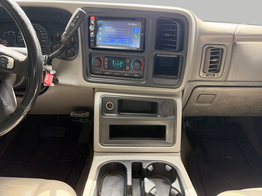 Used 2005 Chevrolet Silverado 2500 LT w/ Heavy-Duty Power Package RWD image 11