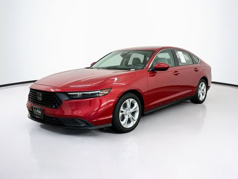 Used 2024 Honda Accord LX image 3