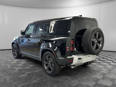 Used 2024 Land Rover Defender 110 SE AWD/4WD image 3