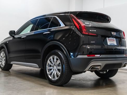 Used 2023 Cadillac XT4 Premium Luxury AWD/4WD image 7