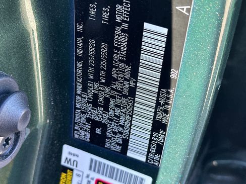 Used 2023 Toyota Highlander Limited image 34