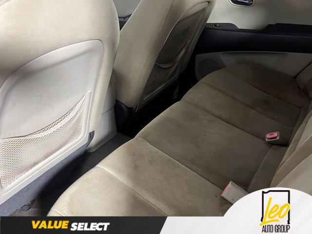 Used 2010 Hyundai Elantra GLS FWD image 18