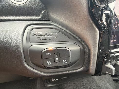 Used 2026 RAM 2500 Big Horn AWD/4WD image 31