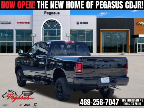 New 2026 RAM 2500 Tradesman AWD/4WD image 5