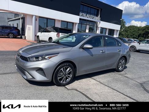Used 2024 Kia Forte LXS FWD image 1