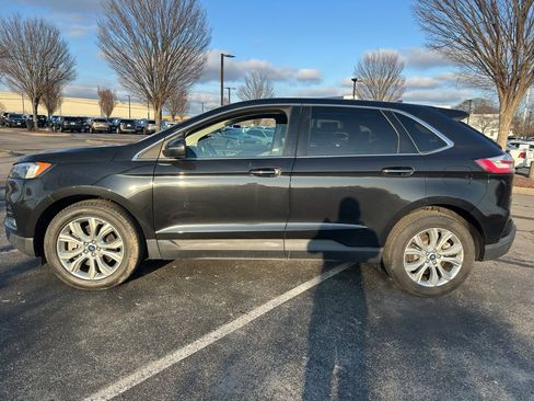 Used 2022 Ford Edge Titanium image 6