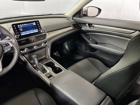 Used 2022 Honda Accord LX image 21