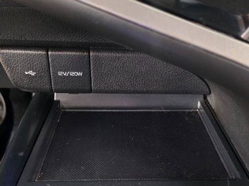 Used 2020 Toyota Camry LE FWD image 25