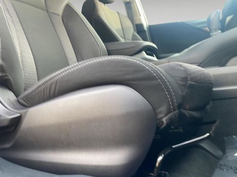 Certified 2025 Subaru Outback image 4