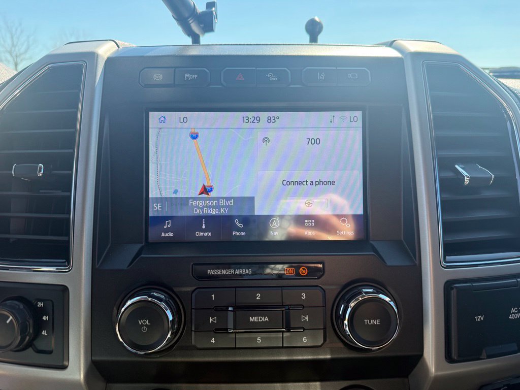 Used 2021 Ford F350 Lariat w/ Tremor Off-Road Package AWD/4WD image 40