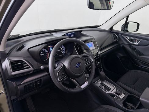 Used 2024 Subaru Forester Premium image 10