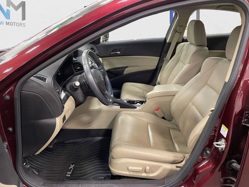 Used 2015 Acura ILX w/ Technology Package image 9