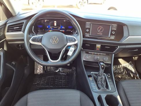 Used 2024 Volkswagen Jetta S image 12