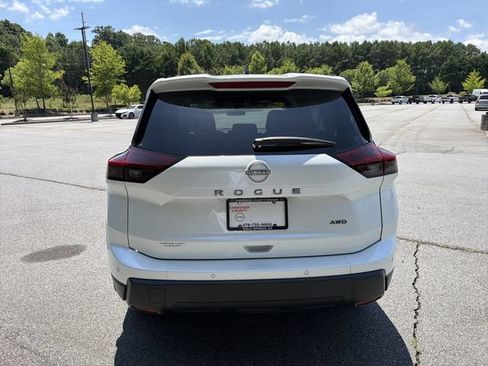 Certified 2025 Nissan Rogue S AWD/4WD image 8