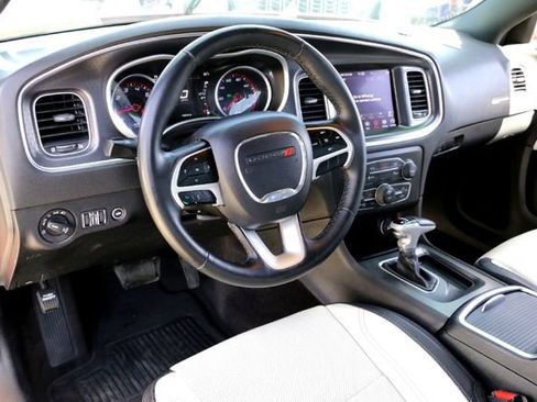 Used 2018 Dodge Charger SXT Plus w/ Quick Order Package 29J image 9