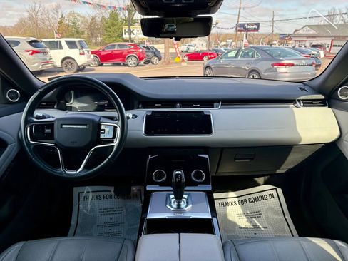 Used 2021 Land Rover Range Rover Evoque SE image 32