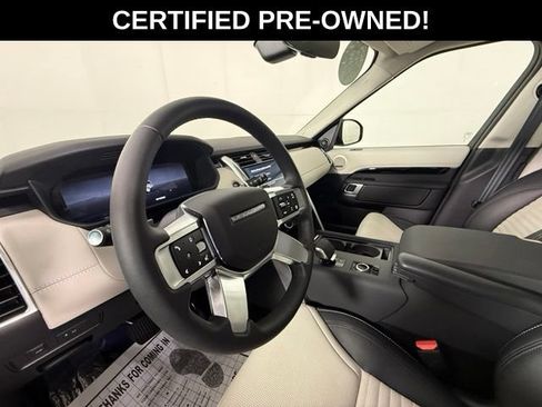 Certified 2025 Land Rover Discovery S AWD/4WD image 5