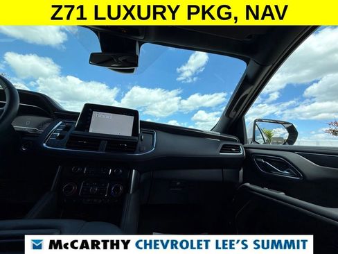 Used 2024 Chevrolet Tahoe Z71 w/ Luxury Package AWD/4WD image 33