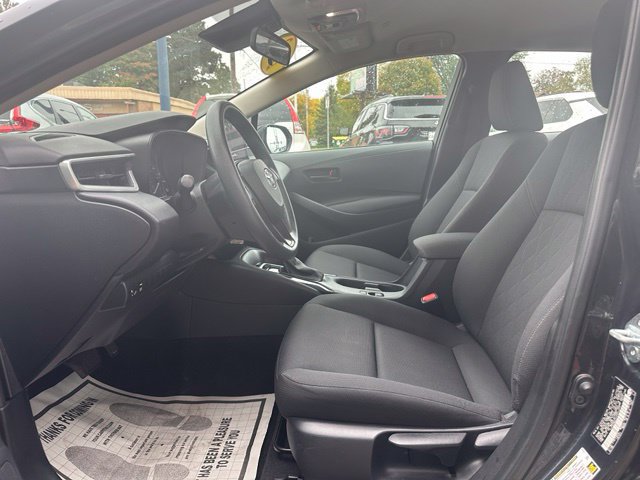 Used 2023 Toyota Corolla LE FWD image 9