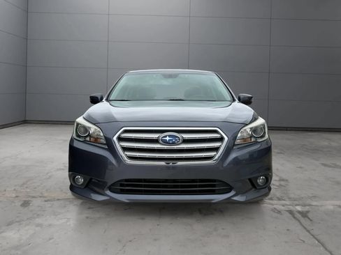Used 2017 Subaru Legacy 2.5i Limited AWD/4WD image 2