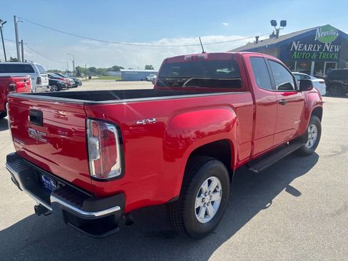 Used 2016 GMC Canyon 4x4 Extended Cab image 6