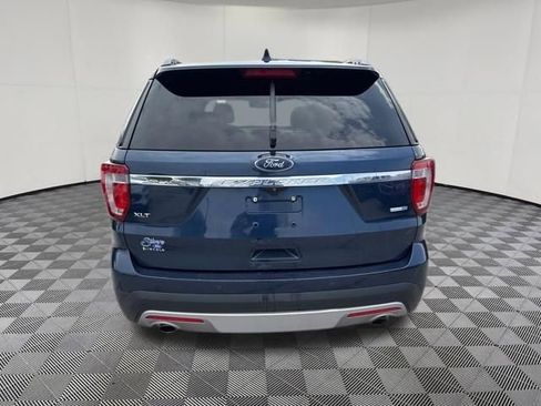 Used 2016 Ford Explorer XLT AWD/4WD image 8