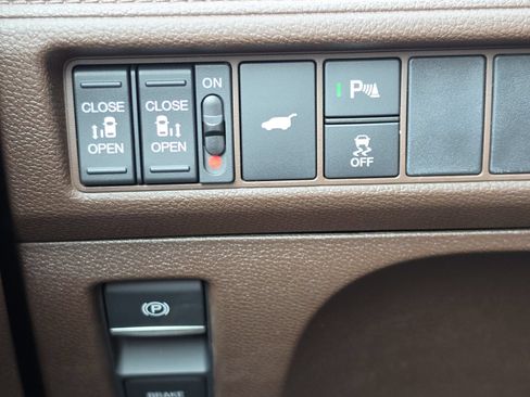New 2026 Honda Odyssey Elite image 18