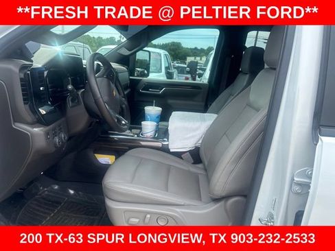 Used 2025 Chevrolet Silverado 2500 LT w/ Texas Edition AWD/4WD image 6