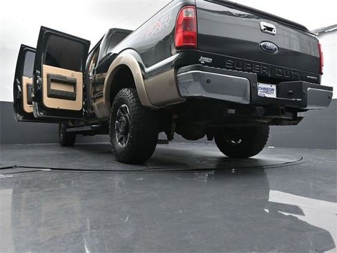 Used 2012 Ford F250 Lariat w/ Chrome Pkg image 37