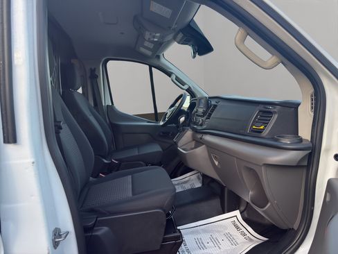 Used 2025 Ford Transit 250 Low Roof w/ Exterior Upgrade Package image 17
