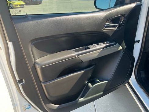 Used 2020 GMC Canyon Denali AWD/4WD image 4