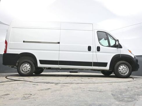 Used 2023 RAM ProMaster 2500 image 33