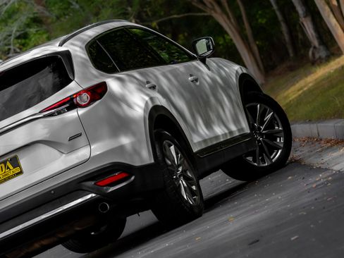 Used 2018 MAZDA CX-9 Grand Touring image 24