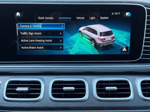 Used 2021 Mercedes-Benz GLS 450 4MATIC image 32