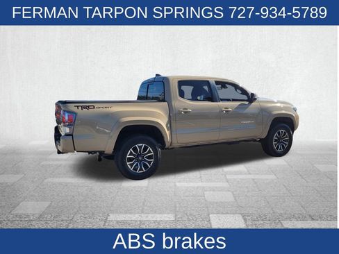 Used 2020 Toyota Tacoma TRD Sport image 9