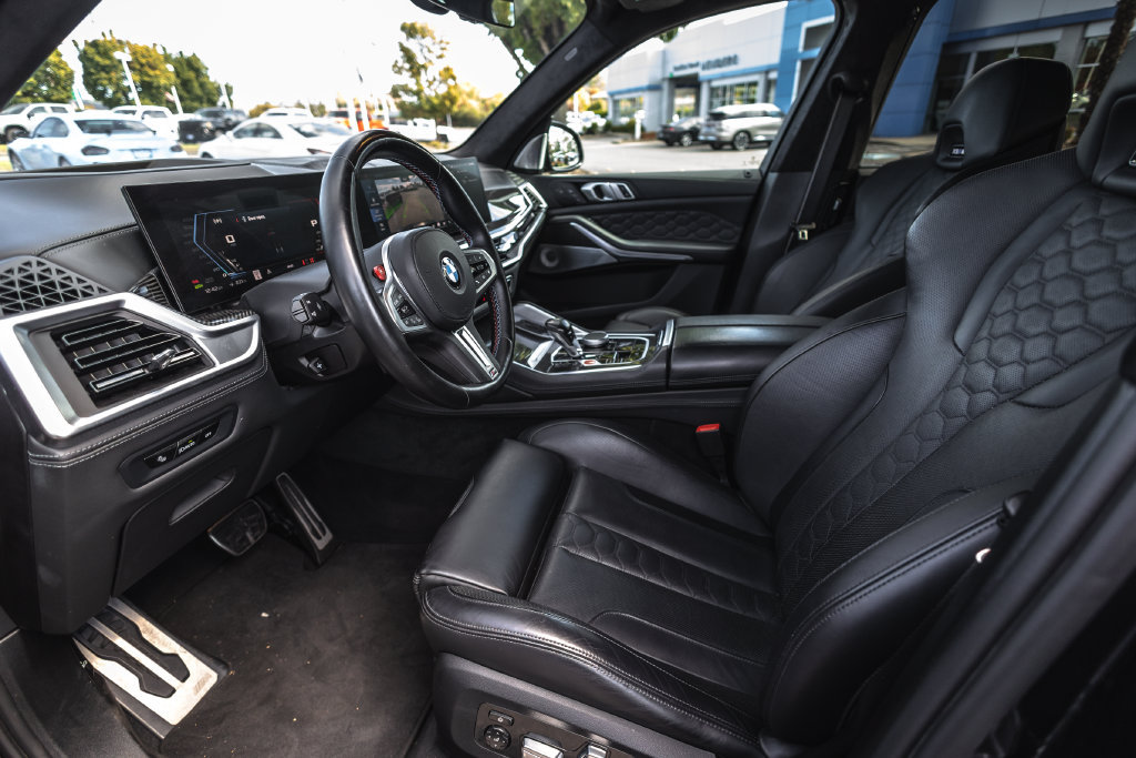Used 2024 BMW X5 M Competition w/ Executive Package AWD/4WD image 19
