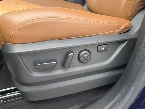 Certified 2025 Nissan Armada Platinum Reserve RWD image 21