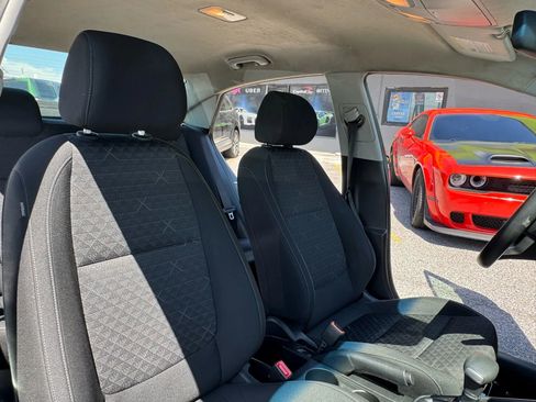 Used 2019 Kia Rio LX image 15