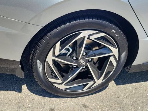 New 2026 Hyundai Sonata SEL FWD image 31