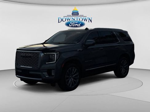 Used 2021 GMC Yukon Denali w/ Denali Premium Package AWD/4WD image 7