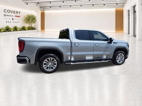 Used 2025 GMC Sierra 1500 Denali AWD/4WD image 15