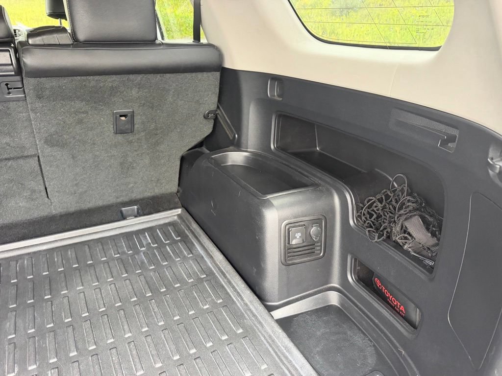 Used 2023 Toyota 4Runner 40th Anniversary SE AWD/4WD image 61