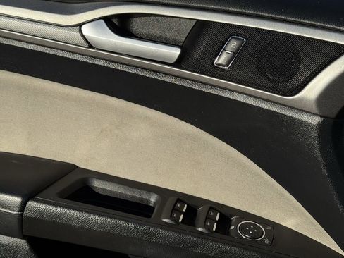 Used 2018 Ford Fusion S image 26