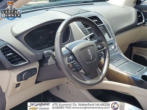 Used 2020 Lincoln Nautilus Reserve w/ Cargo Utility Package FWD image 11