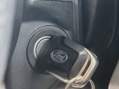 Used 2019 Ford F150 XL w/ Equipment Group 101A Mid RWD image 19