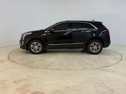 Used 2020 Cadillac XT5 Premium Luxury image 2