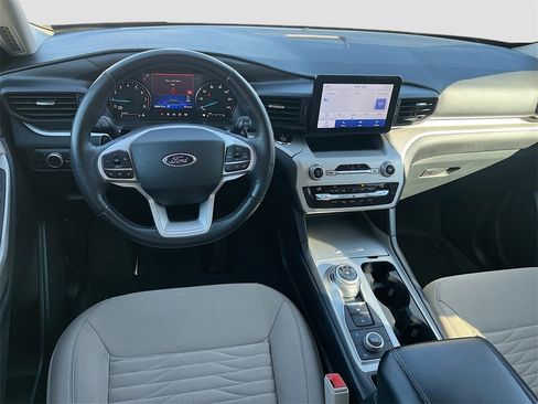 Used 2021 Ford Explorer XLT w/ Class III Trailer Tow Package image 23